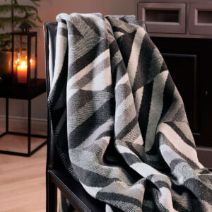 Плед 1,5-спальный Biederlack Shifted Black 811813/150200 vrdm