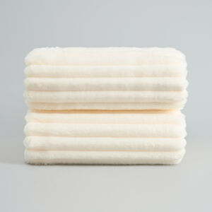 Плед Soft strip, молоко Белый 150х200 Микрофибра CozyHome